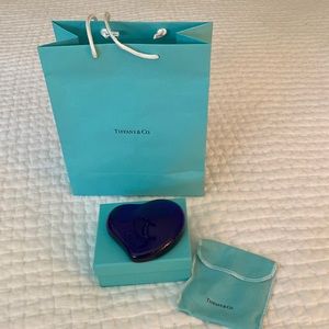 Tiffany & Co. Cobalt Blue Elsa Perretti Heart paperweight